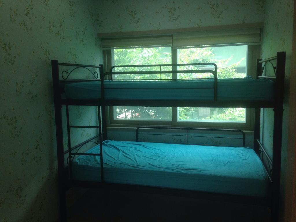 Champ Hostel Μπουσάν Δωμάτιο φωτογραφία