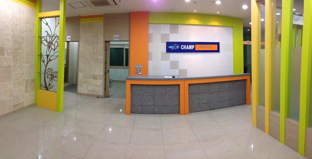 Champ Hostel Μπουσάν Εξωτερικό φωτογραφία